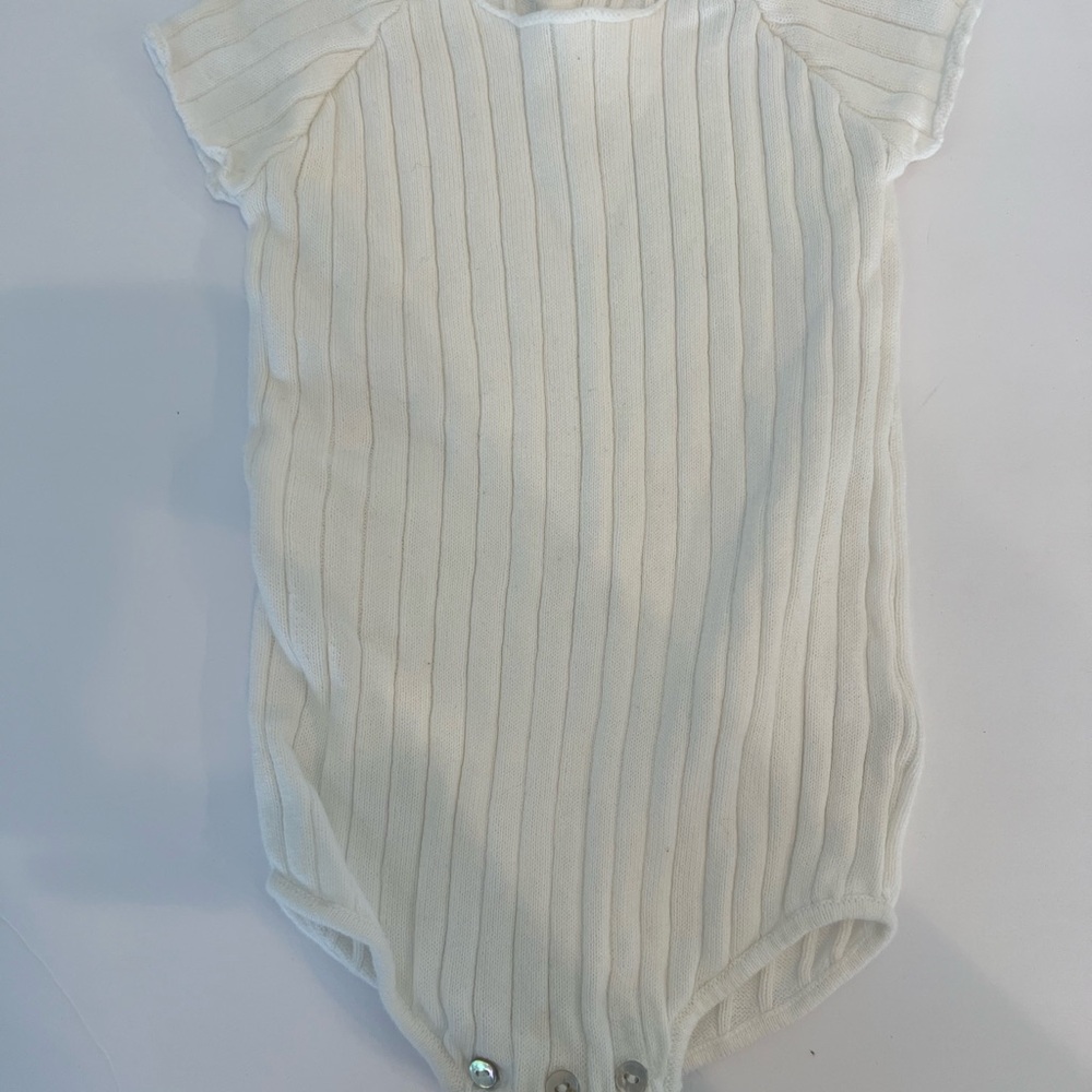 Analogie baby onesie white cotton knit 9 months